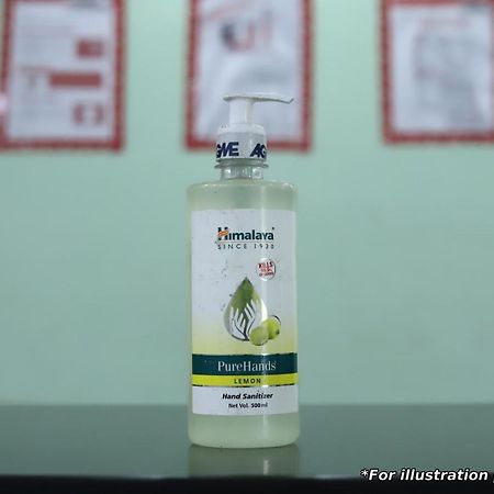 Oyo 30073 Triveni Lodge Siliguri Dış mekan fotoğraf