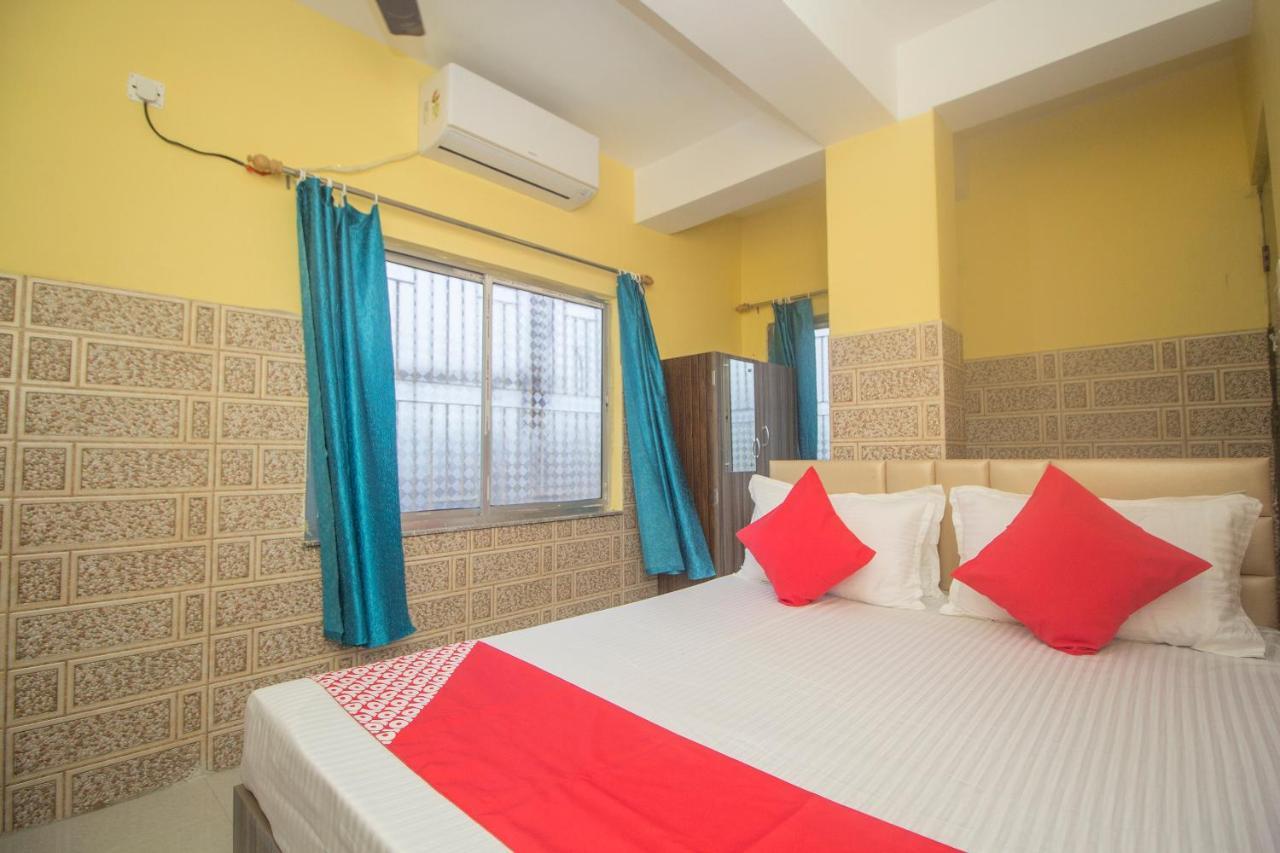 Oyo 30073 Triveni Lodge Siliguri Dış mekan fotoğraf
